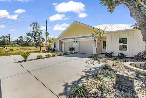 144 Hallandale Ln #RIGHT, Murrells Inlet, SC 29576