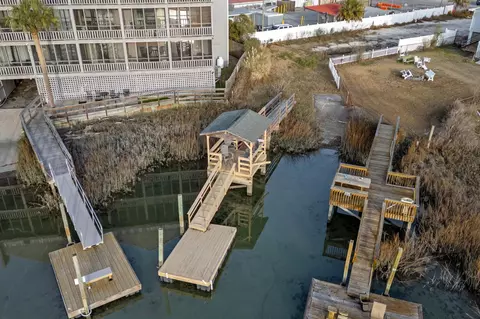 118 Dogwood Dr S, Garden City Beach, SC 29576