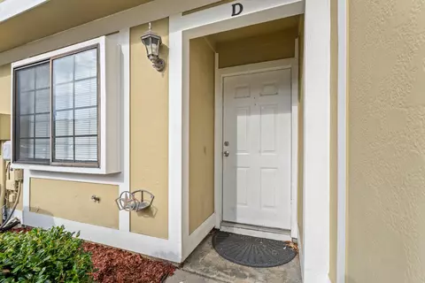 1208 Pinegrove Dr #D, Myrtle Beach, SC 29577