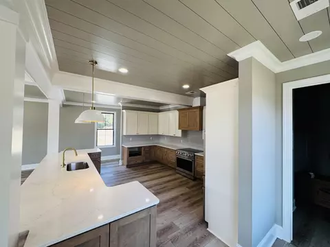 Kitchen - 825 Commanders Island Dr, Georgetown, SC 29440 photo 3 of 3