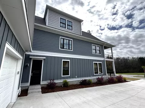 Exterior - 825 Commanders Island Dr, Georgetown, SC 29440 photo 2 of 10