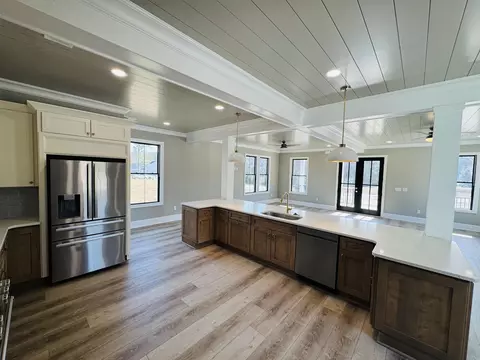 Kitchen - 825 Commanders Island Dr, Georgetown, SC 29440 photo 2 of 3