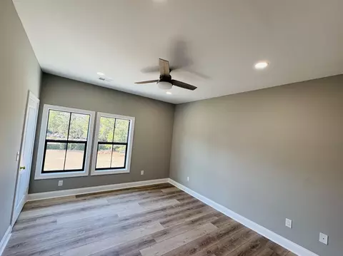 Bedroom - 825 Commanders Island Dr, Georgetown, SC 29440 photo 1 of 2