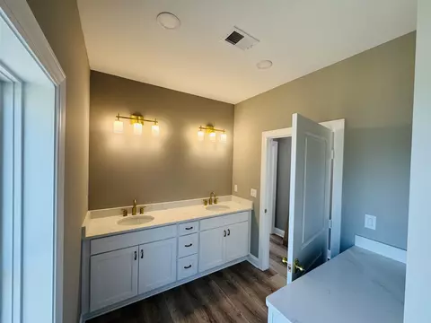 Bath - 825 Commanders Island Dr, Georgetown, SC 29440 photo 4 of 4