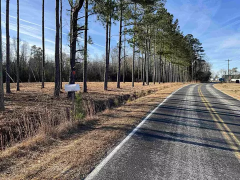 4335 Watermill Rd, Mullins, SC 29574