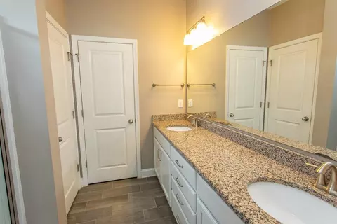 Bath - 372 Firenze Loop, Myrtle Beach, SC 29579 photo 4 of 8