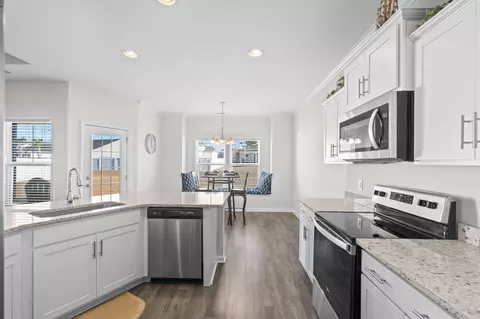Kitchen - 447 Honeyhill Loop, Conway, SC 29526 photo 5 of 5