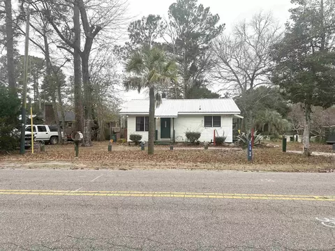 4188 Mineola Ave, Little River, SC 29566