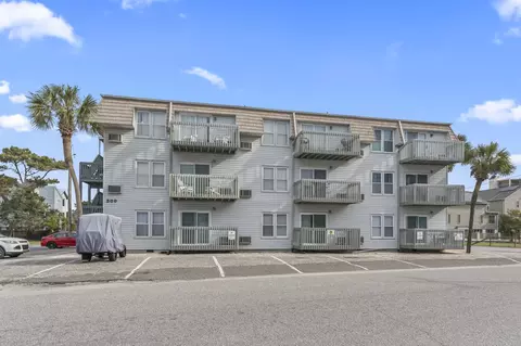 300 47th Ave S #1C, North Myrtle Beach, SC 29582