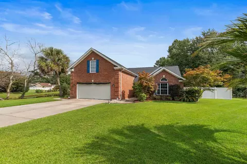 305 Duel Ct, Myrtle Beach, SC 29588