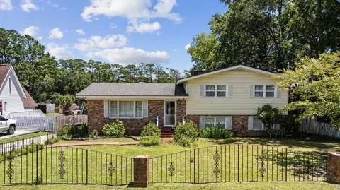 708 Charlotte Rd, Myrtle Beach, SC 29577