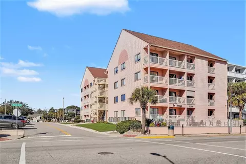 2710 S Ocean Blvd #302, Myrtle Beach, SC 29577
