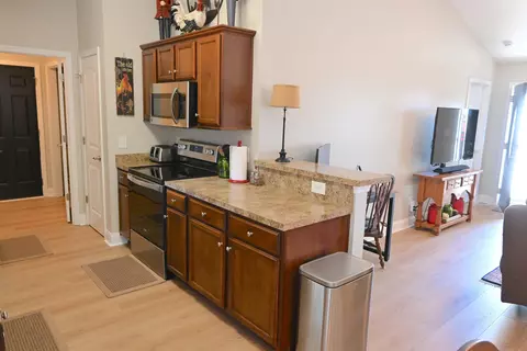 Kitchen - 233 Macarthur Dr, Conway, SC 29527 photo 2 of 3