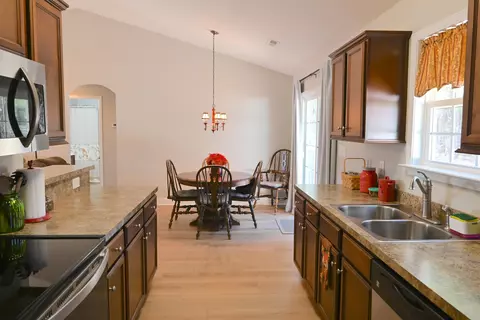 Kitchen - 233 Macarthur Dr, Conway, SC 29527 photo 3 of 3