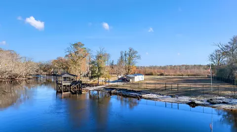 3429 River Rd, Nichols, SC 29581