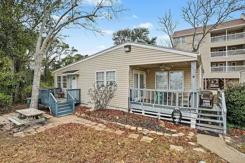 401 28th Ave S, North Myrtle Beach, SC 29582