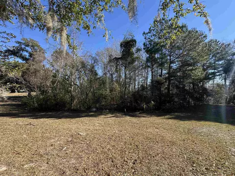 437 Rosebank Rd, Georgetown, SC 29440