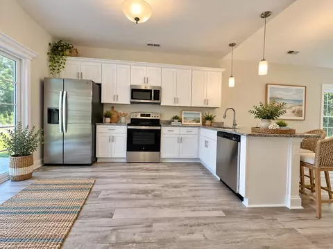 Kitchen - 1211 Cherry St, Conway, SC 29527 photo 1 of 3