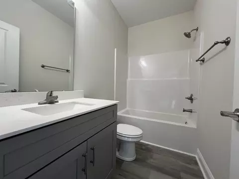 Bath - 1025 Flag Patch Rd, Loris, SC 29569 photo 2 of 2
