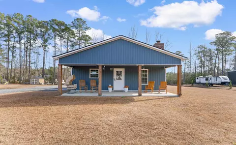 140 Leadwood St, Andrews, SC 29510