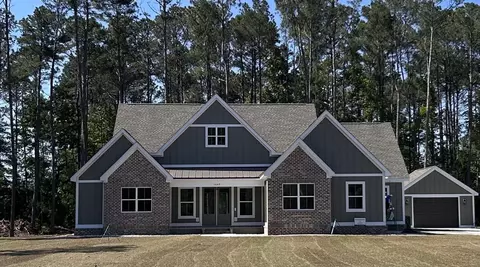 1449 Hucks Rd, Aynor, SC 29511