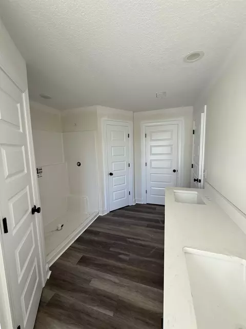 Bath - 370 Three Curve Rd, Loris, SC 29569 photo 3 of 5