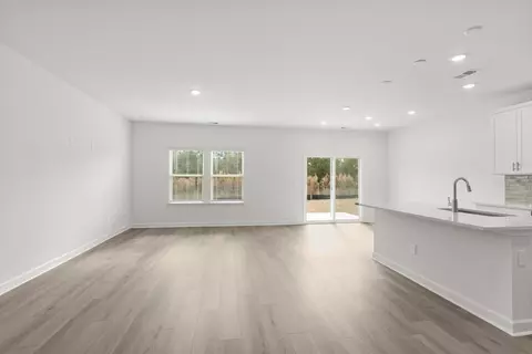 1024 Lauryn Oak Loop, Longs, SC 29568 photo 6