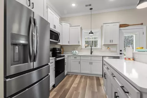 Kitchen - 3394 Dusty Rd, Loris, SC 29569 photo 3 of 5