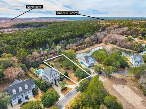 302 Colony Club Dr, Georgetown, SC 29440