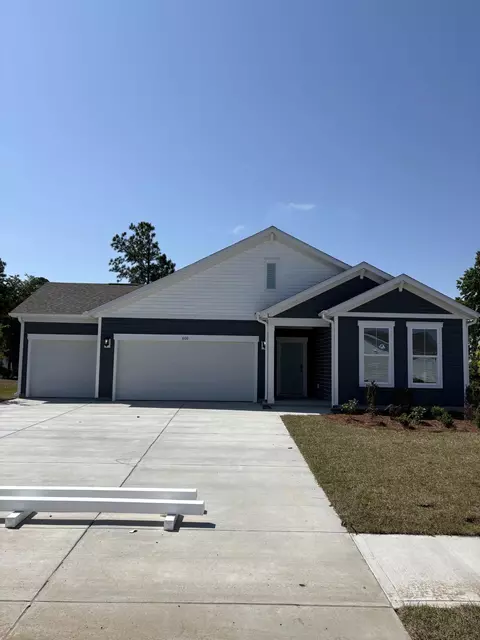 600 Canborough Ln, Murrells Inlet, SC 29576