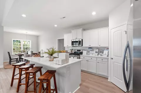 Kitchen - 302 Chaff Ct, Georgetown, SC 29440 photo 2 of 3