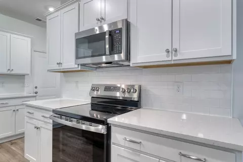 Kitchen - 159 Bolsin Ct, Conway, SC 29526 photo 4 of 5