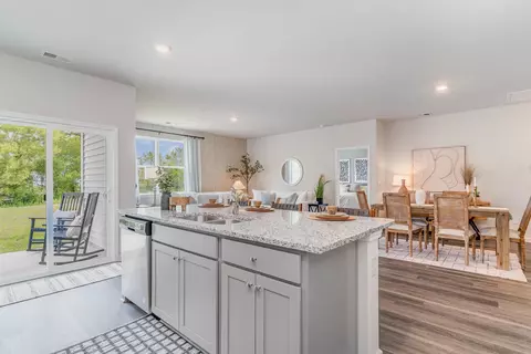 930 Farmers Passage Loop, Loris, SC 29569 photo 5
