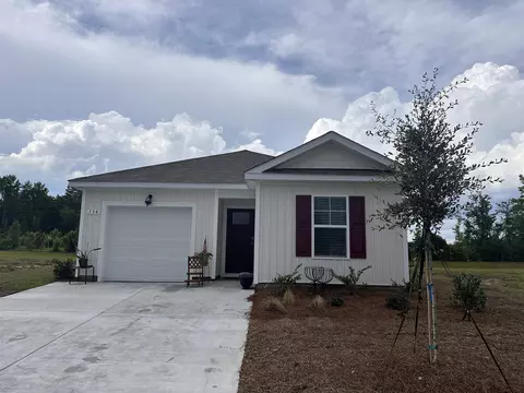 134 Country Grove Way, Galivants Ferry, SC 29544
