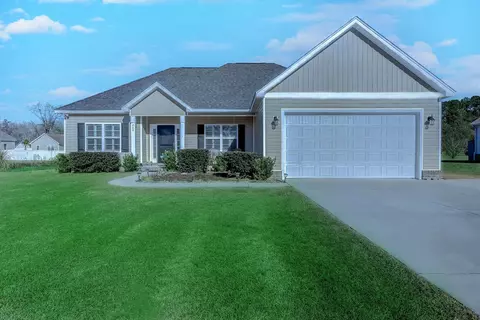 209 Highmeadow Ln, Aynor, SC 29511