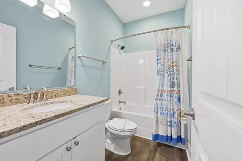 Bath - 112 B 11th Ave S, Surfside Beach, SC 29575 photo 4 of 4
