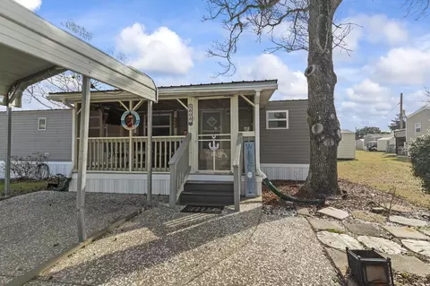 808 Waterway Dr, North Myrtle Beach, SC 29582