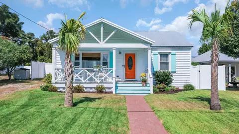 94 Cedar Ave, North Myrtle Beach, SC 29582