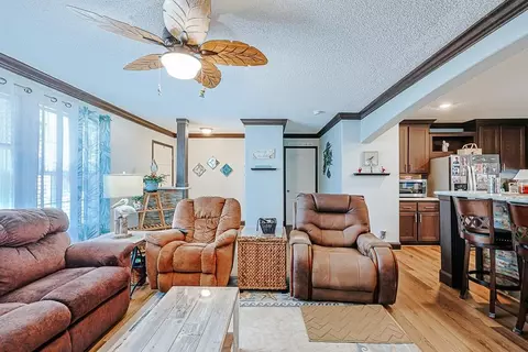Living - 6773 Hampton Rd, Conway, SC 29527 photo 3 of 3