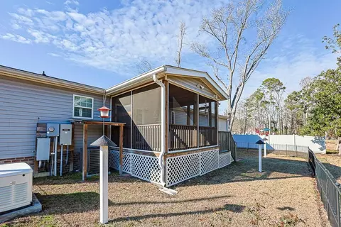 Exterior - 6773 Hampton Rd, Conway, SC 29527 photo 6 of 8