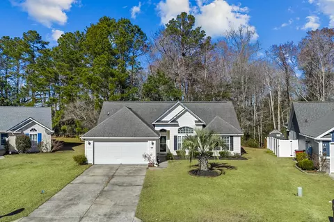 Exterior - 180 Clovis Cir, Myrtle Beach, SC 29579 photo 4 of 5