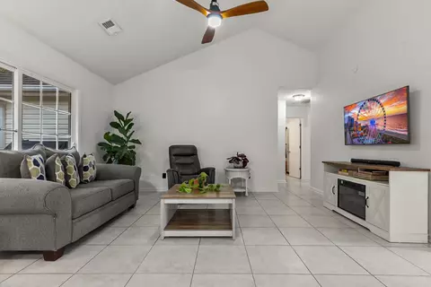Living - 180 Clovis Cir, Myrtle Beach, SC 29579 photo 3 of 3