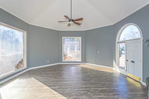 Living - 259 Dunbarton Ln, Conway, SC 29526 photo 7 of 8