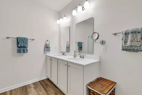 Bath - 571 Affinity Dr, Myrtle Beach, SC 29588 photo 2 of 3