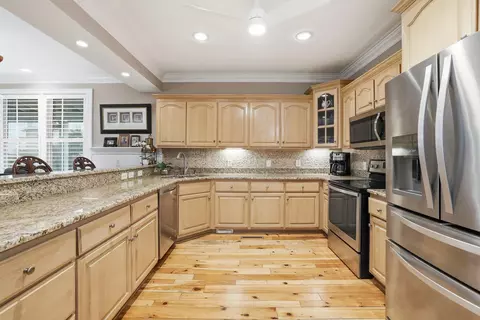 Kitchen - 17 Trigger Fish Ln, Murrells Inlet, SC 29576 photo 2 of 3