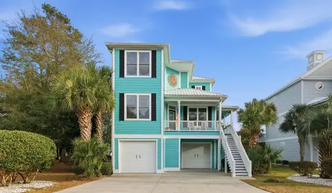 17 Trigger Fish Ln, Murrells Inlet, SC 29576