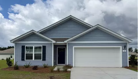31 Ashworth Dr, Tabor City, NC 28463