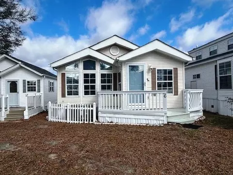 6 Robin Ave, Myrtle Beach, SC 29572