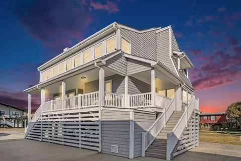 206 56th Ave N, North Myrtle Beach, SC 29582