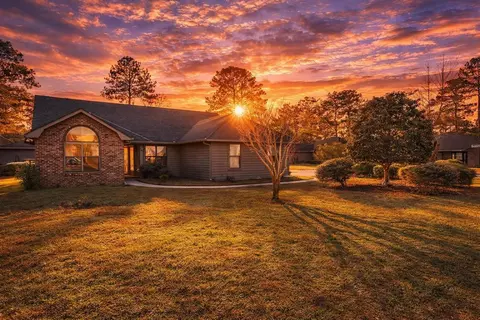 101 Linden Cir, Conway, SC 29526